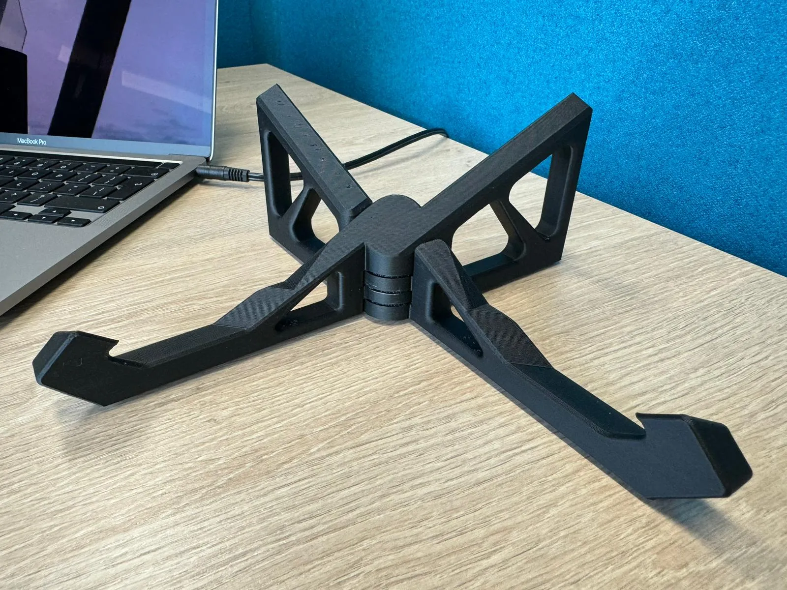 Katlanabilir Laptop Standı – 3D Baskı Taşınabilir Bilgisayar Sehpası
